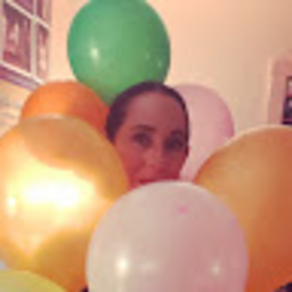 Meet your Posher, Amy - Picture 1 of 1